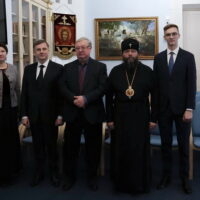 Благотворительный фонд «Христианское милосердие» передал Паломническому Центру для ветеранов СВО при Псково-Печерском монастыре специализированный автомобиль