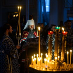 Митрополит Матфей совершил чтение покаянного канона святителя Андрея Критского в храме святого Александра Невского города Пскова