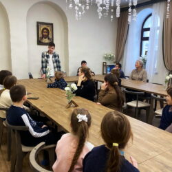 В молодежном центре «Трилучье» состоялась встреча с учениками Добычинской средней школы