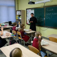 В рамках XXIII Корнилиевских чтений студенты Псково-Печерской духовной семинарии провели открытые уроки в Гимназии с изучением Основ православной культуры