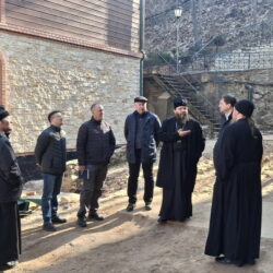 Митрополит Матфей провел выездное совещание по вопросам реставрации в Псково-Печерском монастыре