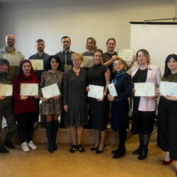 В ПсковГУ состоялось вручение удостоверений программы «Социально-психологическая адаптация участников и членов семей участников СВО»