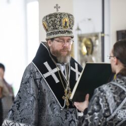 15 марта 2019 года, в пятницу 1-й седмицы Великого поста, митрополит Псковский и Порховский Тихон совершил Божественную Литургию Преждеосвященных Даров в Спасо-Казанском Симанском женском монастыре города Острова. 