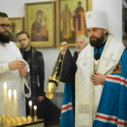 Митрополит Арсений совершил панихиду по православным христианам, безвинно пострадавшим в годы гонений