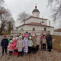 Учащиеся начальных классов Православной гимназии посетили храм священномученика Климента, папы Римского