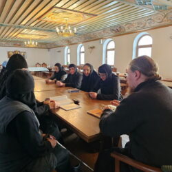 В Творожковском монастыре состоялся круглый стол на тему «Любовь во Христе и свобода от страстей как источник истинного творчества и культуры»