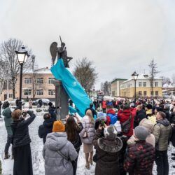 В городе Печоры состоялось открытие памятника Архистратигу Михаилу