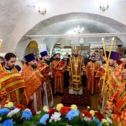 Митрополит Арсений возглавил престольное торжество в храме святого Климента, папы Римского, города Пскова