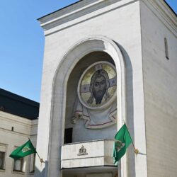 Решением Священного Синода игуменом Псково-Печерского монастыря назначен архиепископ Матфей (Копылов)