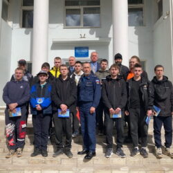 Настоятель Троицкого собора города Острова иерей Роман Павлов принял участие в мероприятии, посвященном Дню призывника