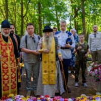 В день рождения старца протоиерея Николая Гурьянова приход храма святого Александра Невского города Пскова совершил паломничество на остров Талабск