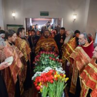 В храме Воскресения Христова (в Орлецах) прошло отпевание протоиерея Александра Ермолаева