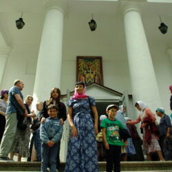 Воспитанники Воскресной школы храма Воскресения Христова (со Стадища) совершили паломническую поездку в Псково-Печерский монастырь