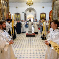 В канун праздника Вознесения Господня митрополит Арсений возглавил всенощное бдение в Свято-Троицком кафедральном соборе