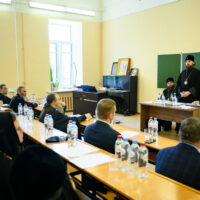 В Епархиальном управлении состоялось собрание благочинных церковных округов, игуменов и игумений монастырей епархии