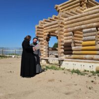 Митрополит Арсений посетил строящийся храм святых страстотерпцев цесаревича Алексия и праведного врача Евгения Боткина