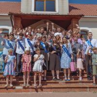 В церковно-приходской школе поселка Ветвеник поздравили своих выпускников