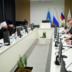 Митрополит Матфей и Наталия Ильина дали старт реализации образовательной программы «Педагог духовно-нравственных дисциплин»