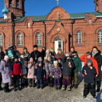 В храме святого Александра Невского встретили гостей из  Воскресной школы храма Успения Пресвятой Богородицы (с Полонища)