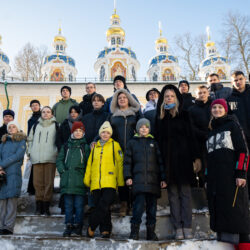 Студенты и преподаватели колледжа ПсковГУ посетили Псково-Печерский монастырь и духовную семинарию