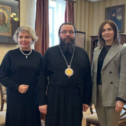 Митрополит Матфей провел встречу, посвященную проведению в Псковской области X этапа культурно-образовательного кластера «Город мастеров»