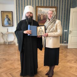 Митрополит Матфей встретился с врио ректора Псковского областного института повышения квалификации