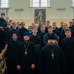 Студенты Санкт-Петербургской духовной академии совершили молебен в домовом храме бывшей Псковской семинарии, где принимал монашеский постриг святитель Тихон