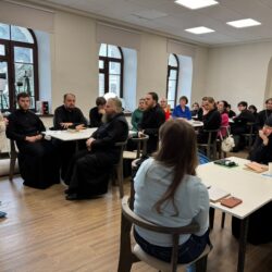 В молодежном центре «Трилучье» прошли интерактивные занятия в рамках курса профпереподготовки «Педагог духовно-нравственных дисциплин»