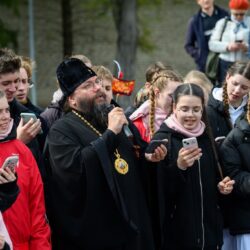 В День Победы в городе Пскове прошла акция патриотической военной песни