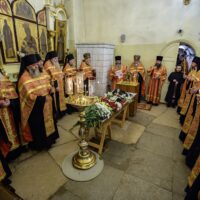 В Псково-Печерском монастыре состоялось отпевание новопреставленного архимандрита Тавриона (Балова)