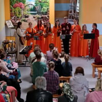 В Воскресной школе при Псково-Печерском монастыре прошел концерт, посвященный Дню молодежи