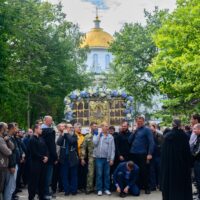 Митрополит Матфей возглавил престольное торжество в Псково-Печерском монастыре