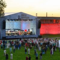 В Пскове прошел концерт «Хранитель Церкви Русской», приуроченный к 100-летию со дня блаженной кончины святителя Тихона