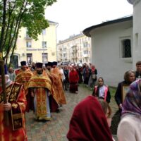 Престольный праздник отметили в храме Воскресения Христова (со Стадища) города Пскова