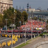 Святейший Патриарх Кирилл возглавил многотысячный крестный ход в городе Москве