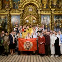 В кафедральном соборе города Пскова прошла молодежная Божественная Литургия