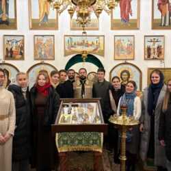 Участники Молодежного центра «Трилучье» посетили храм преподобного Сергия Радонежского  (с Залужья) 