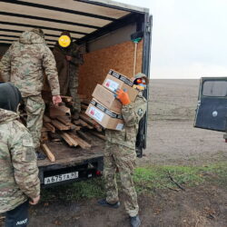Сотрудники Центра гуманитарной помощи «БлагоДарю» доставили гуманитарную помощь военнослужащим 