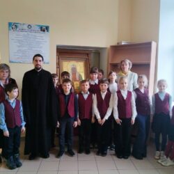 В Гимназии №28 прошел урок: «Герой нашего времени: святитель Тихон»