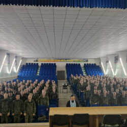 Клирик Псковской епархии совершил богослужения и провел беседу с военнослужащими 76 дивизии ВДВ