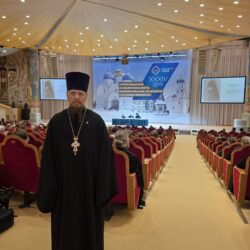 В рамках Рождественских чтений, руководитель Отдела религиозного образования Псковской епархии принял участие в совещании с председателем Синодального отдела религиозного образования и катехизации