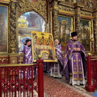 В Свято-Троицком кафедральном соборе освятили список с древней иконы «Ветхозаветная Троица»