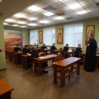 Студенты выпускного курса Псково-Печерской духовной семинарии приняли участие Единой диагностической работе