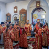 Митрополит Матфей совершил Божественную Литургию в Свято-Вознесенском кафедральном соборе города Великие Луки