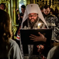 Митрополит Матфей возглавил вечернее богослужение и совершил монашеский постриг в Псково-Печерском монастыре