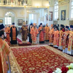 В день открытия Александро-Невских чтений митрополит Матфей совершил Божественную Литургию в воинском храме святого Александра Невского