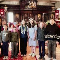 В Воскресной школе храма святых мучеников Флора и Лавра деревни Хредино состоялось первое летнее занятие