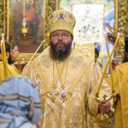 Митрополит Матфей совершил Божественную Литургию в Свято-Троицком кафедральном соборе