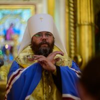 Митрополит Матфей возглавил всенощное бдение в Псково-Печерском монастыре
