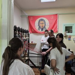 Храм святых Жен-Мироносиц встретил участников международной программы «Здравствуй, Россия!»